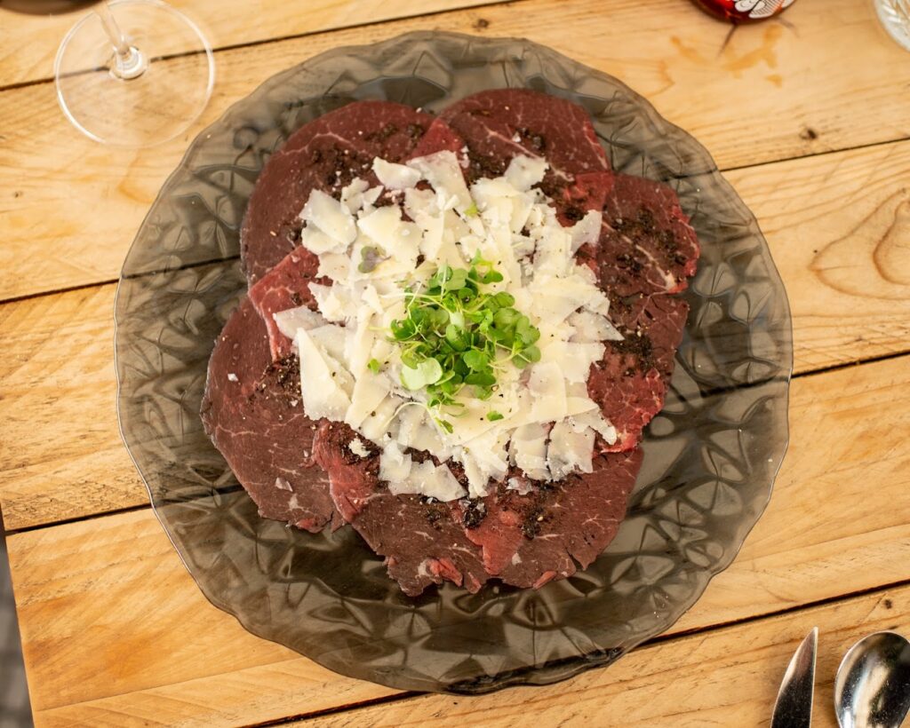 carpaccio de buey trufa y parmesano carpaccio de buey trufa y parmesano