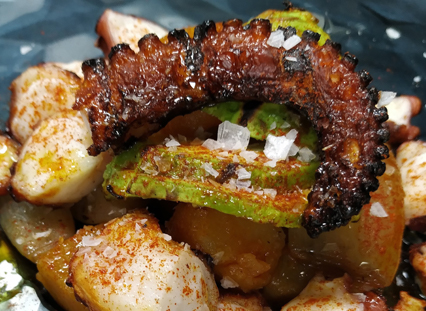 pulpo y aguacate braseado pulpo y aguacate braseado
